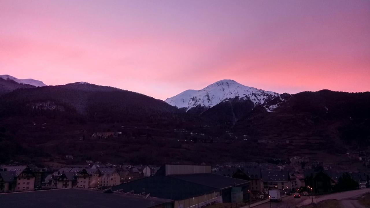 Co Dera Piusa Vielha e Mijaran Buitenkant foto