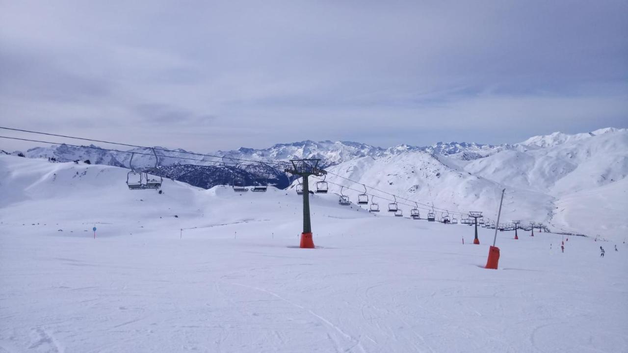 Co Dera Piusa Vielha e Mijaran Buitenkant foto