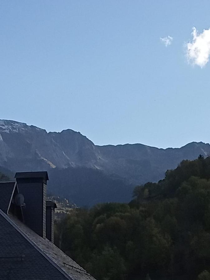 Co Dera Piusa Vielha e Mijaran Buitenkant foto
