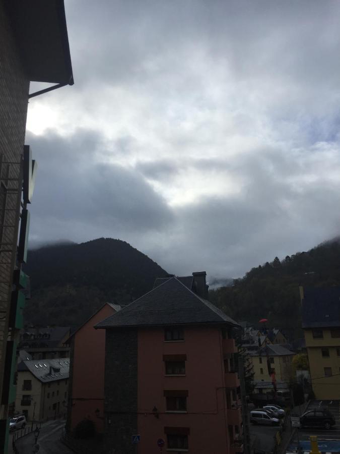 Co Dera Piusa Vielha e Mijaran Buitenkant foto